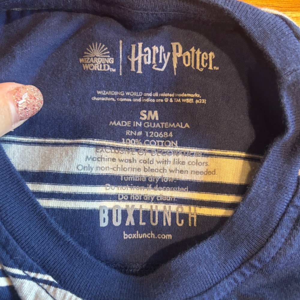 Ravenclaw Blue Striped Shirt M - Picture 5 of 5